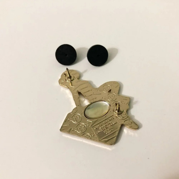 2007 Hard Rock Cafe  Toronto Birthstone Girl Series Pin April Limited Edition - Picture 9 of 12